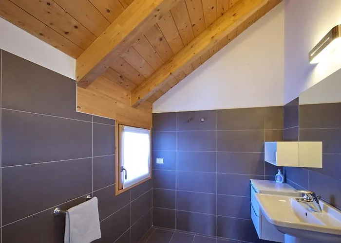 Paradiso Del * Беллано